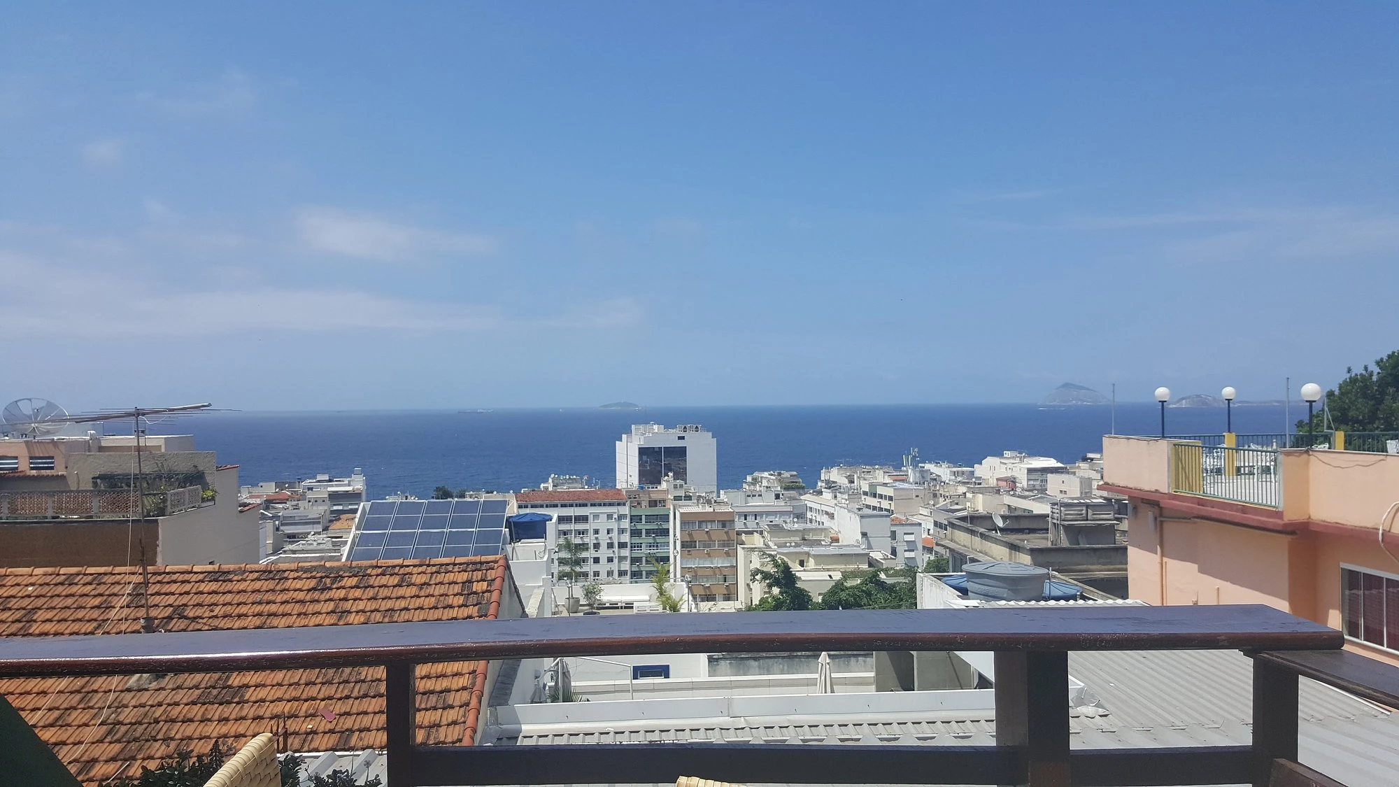 Sunset at Morro da Babilônia - Barbecue & Authentic Vibe - Image